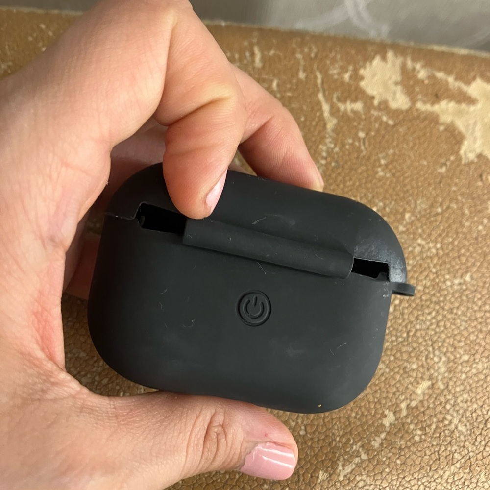 AirPod Case - Picture 7 of 7